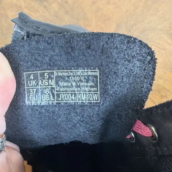 Dr. Martens Black 8 Eye Classic Black Leather Boots Side Zip Women's Size 6 - Picture 7 of 7